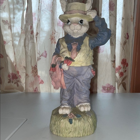 Mr. & Mrs Rabbit - Picture 7 of 9